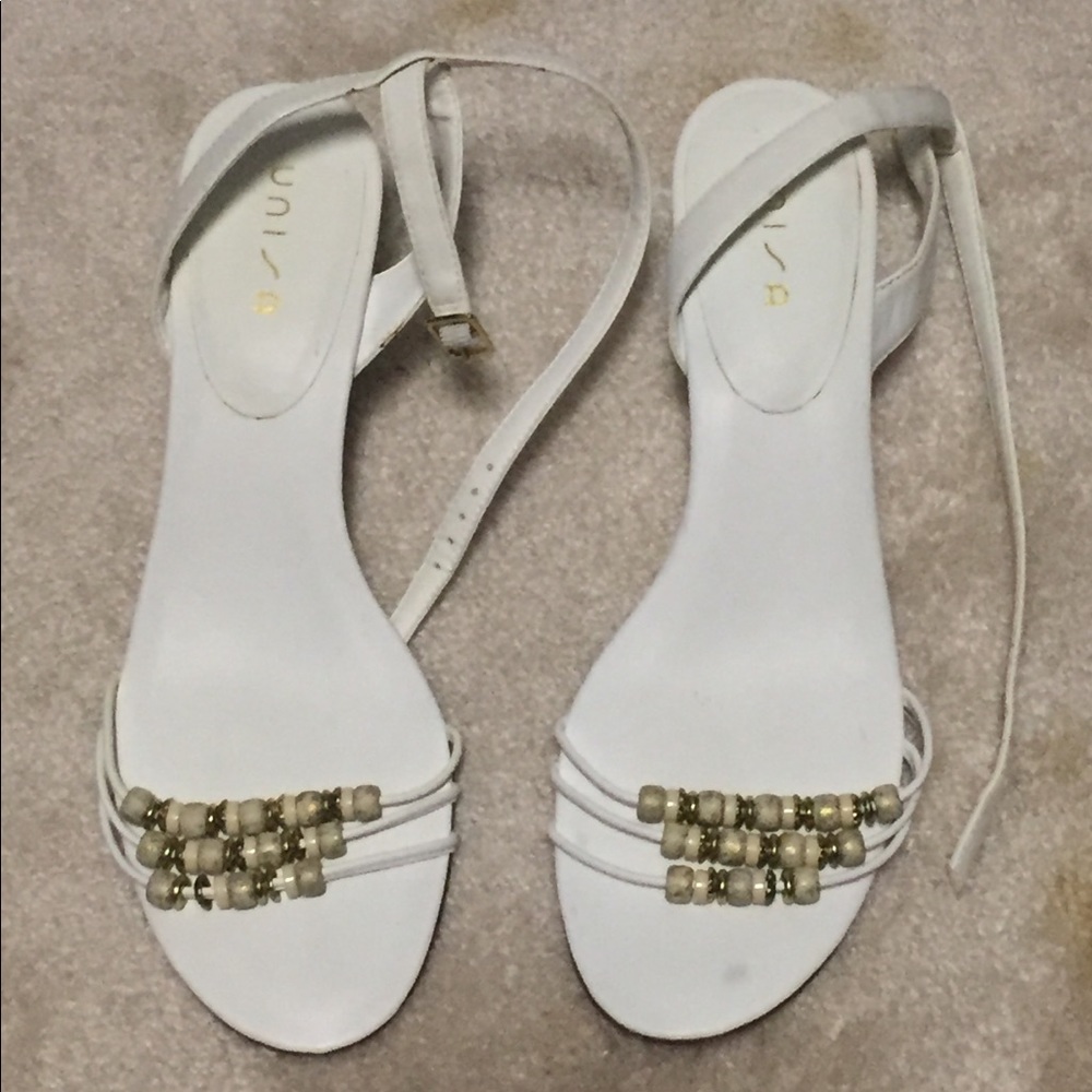 White wedges